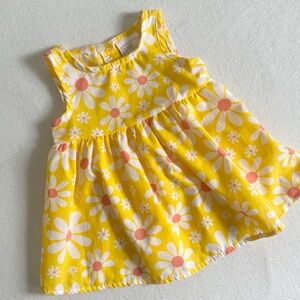 6 PCS. Baby Dresses 0-3 months